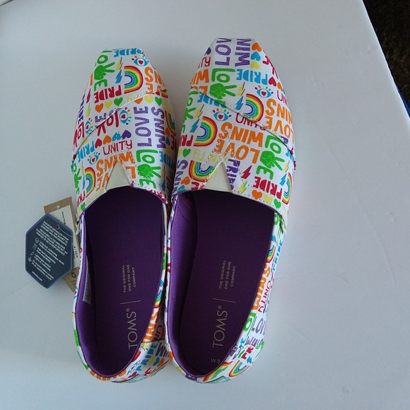 Toms alpargata pride inspired slip on shoes - Picture 11 of 13